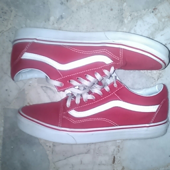 Vans - Picture 3 of 6